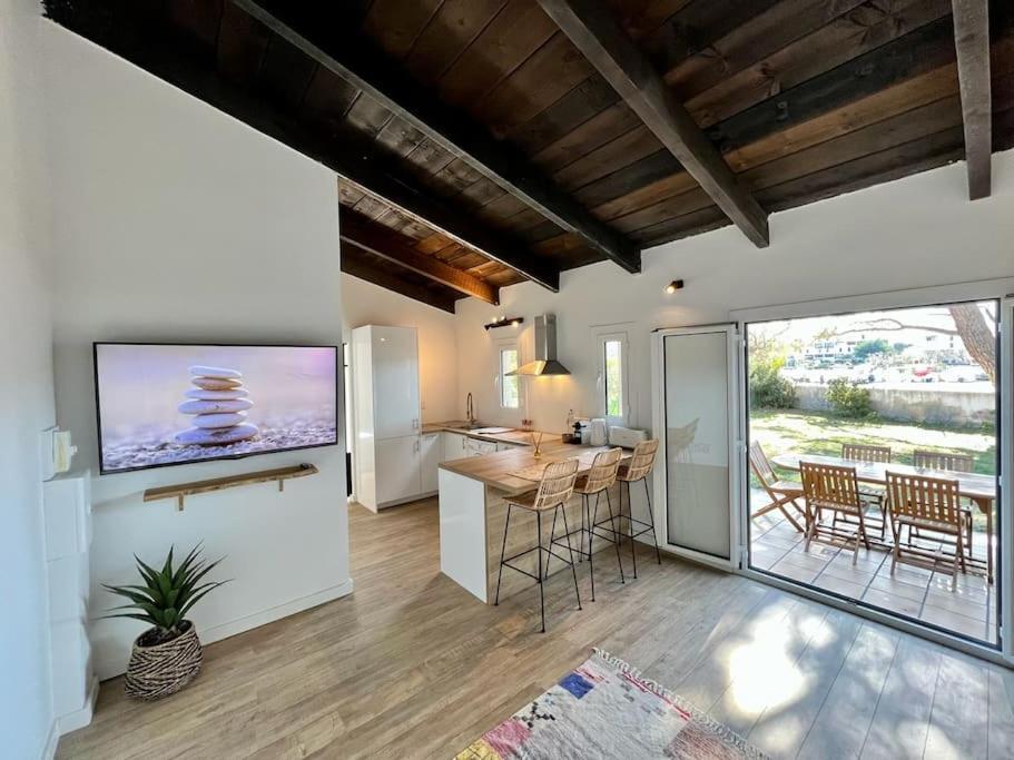 Maison Chaleureuse En Plein Coeur Du Centre Ville Saint-Florent  Εξωτερικό φωτογραφία
